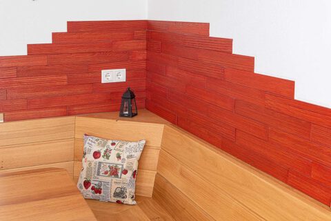 Designholz als Wandverkleidung
